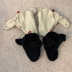 Zutano Black and Beige Baby Booties
